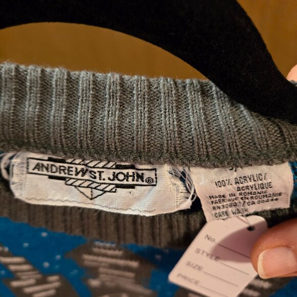 Vintage Andrew St.John 100% Acrylic Unisex Sweater - Picture 2 of 6